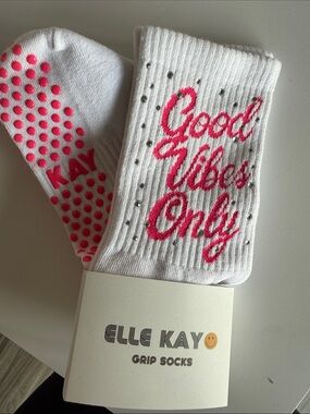 Sticky socks! White & Pink 'Good Vibes Only' Adult Grip Socks